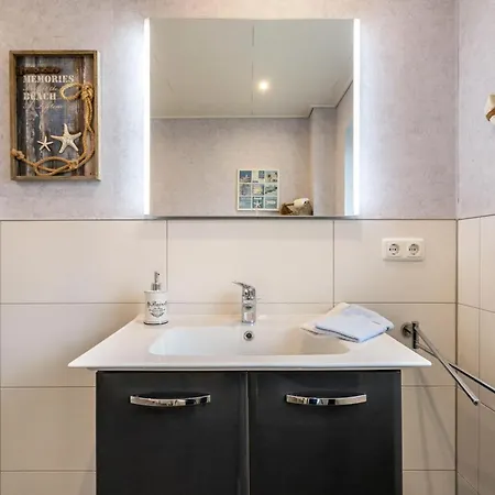 Apartman Doppelhaushaelfte Ida *